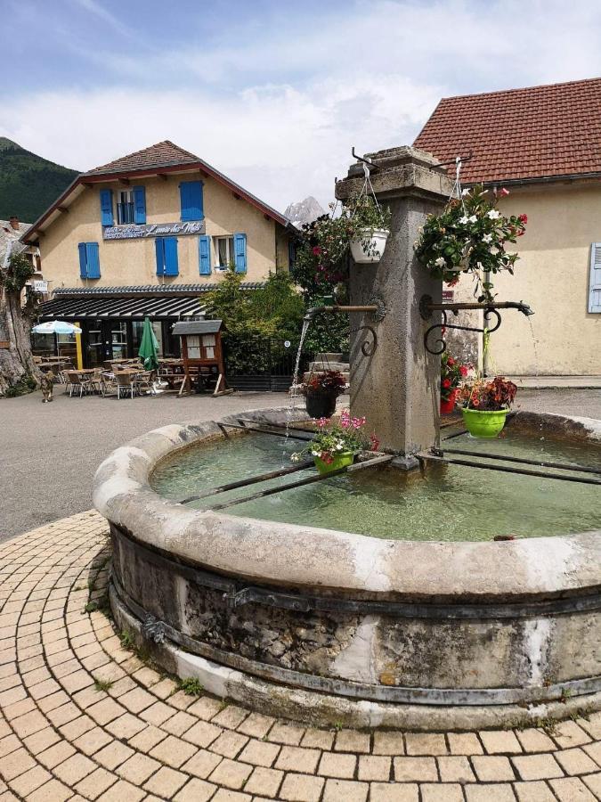 Hotel L'Envie Des Mets 鲁斯拉·克洛伊·高特 外观 照片